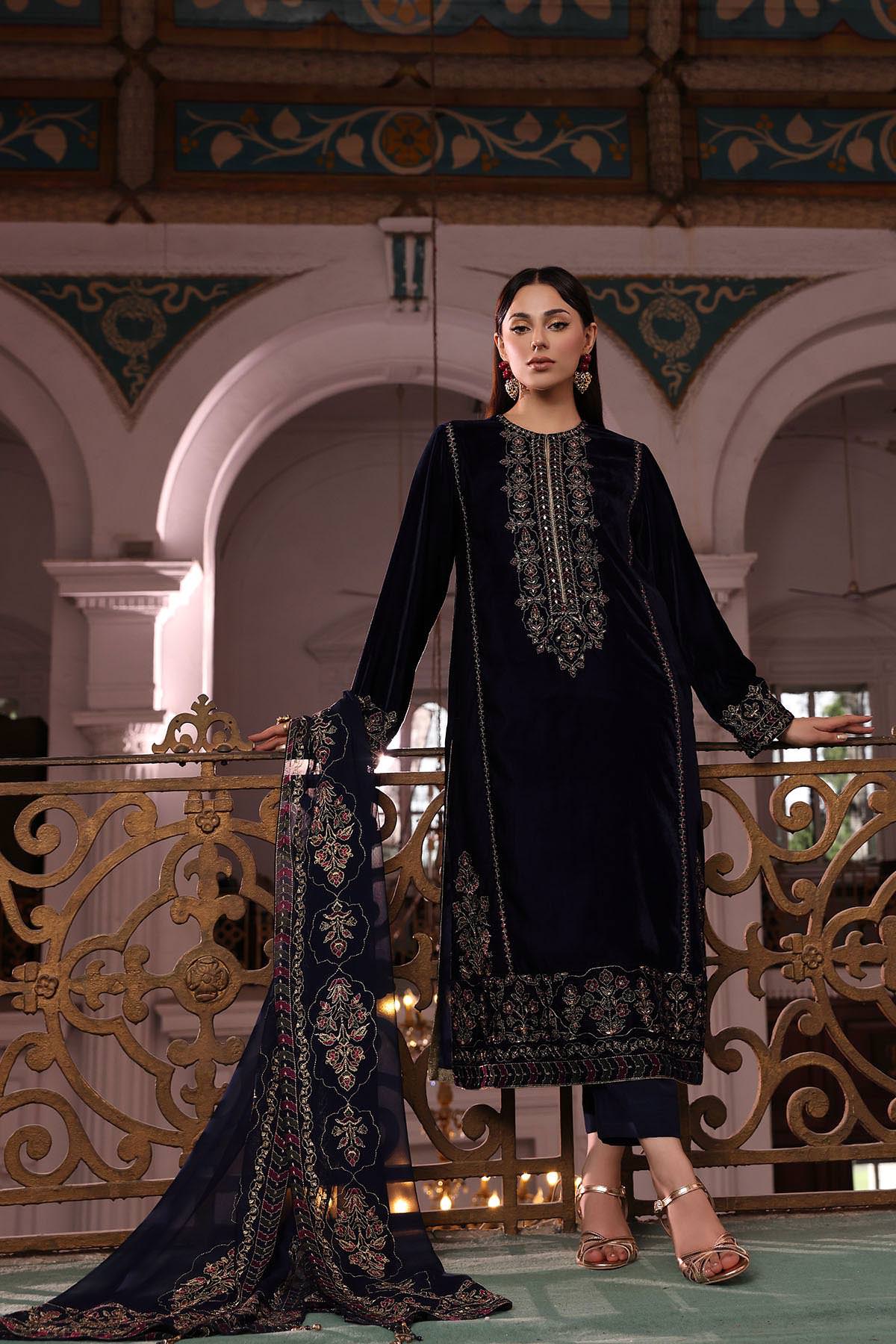 Chinyere Velvet Deluxe Piece Embroidered Velvet Navyblue Suit Fall Winter 2024