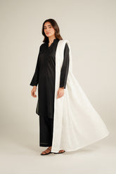 1 Piece Lawn Embroidered Shawl (CH0016)