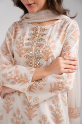 3 Piece Lawn Embroidered Suit (CP0117)