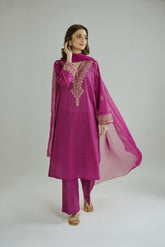 3 Piece Lawn Embroidered Suit (CP0203)