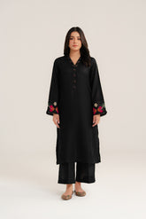 2 Piece Lawn Karandi Embroidered Suit (CP0285)