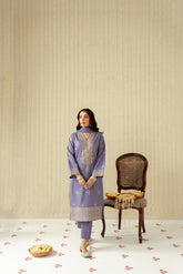 3 Piece Lawn Embroidered Suit (CS0163)