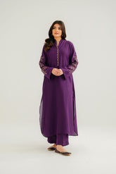 2 Piece Lawn Karandi Embroidered Suit (CP0312)