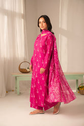 3 Piece Printed Lawn Printed Unstitched Suit (UC0105)