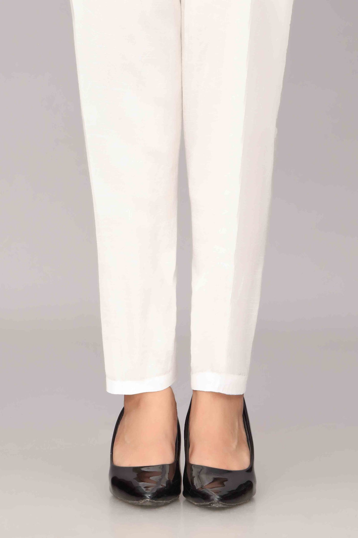 BASIC SKINY WHITE (AA4961)