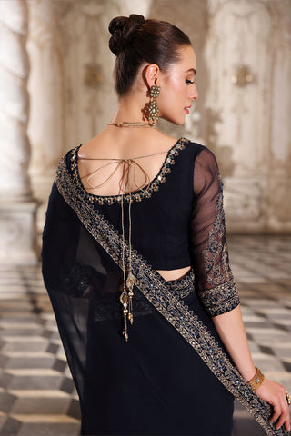 ROYAL PEACE S SARI  (AA5338)