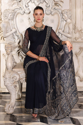 ROYAL PEACE S SARI  (AA5338)