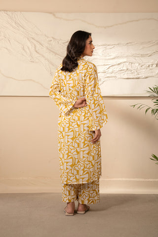 2 Piece Unstitched  Lawn Printed Suit (UC0035)