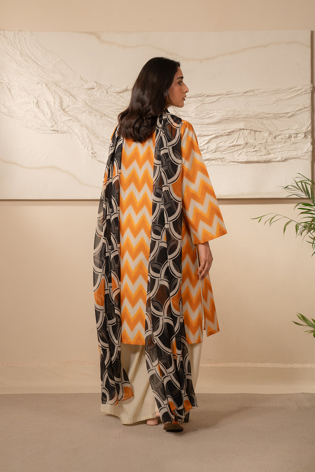 2 Piece Unstitched  Lawn Printed Suit (UC0046)