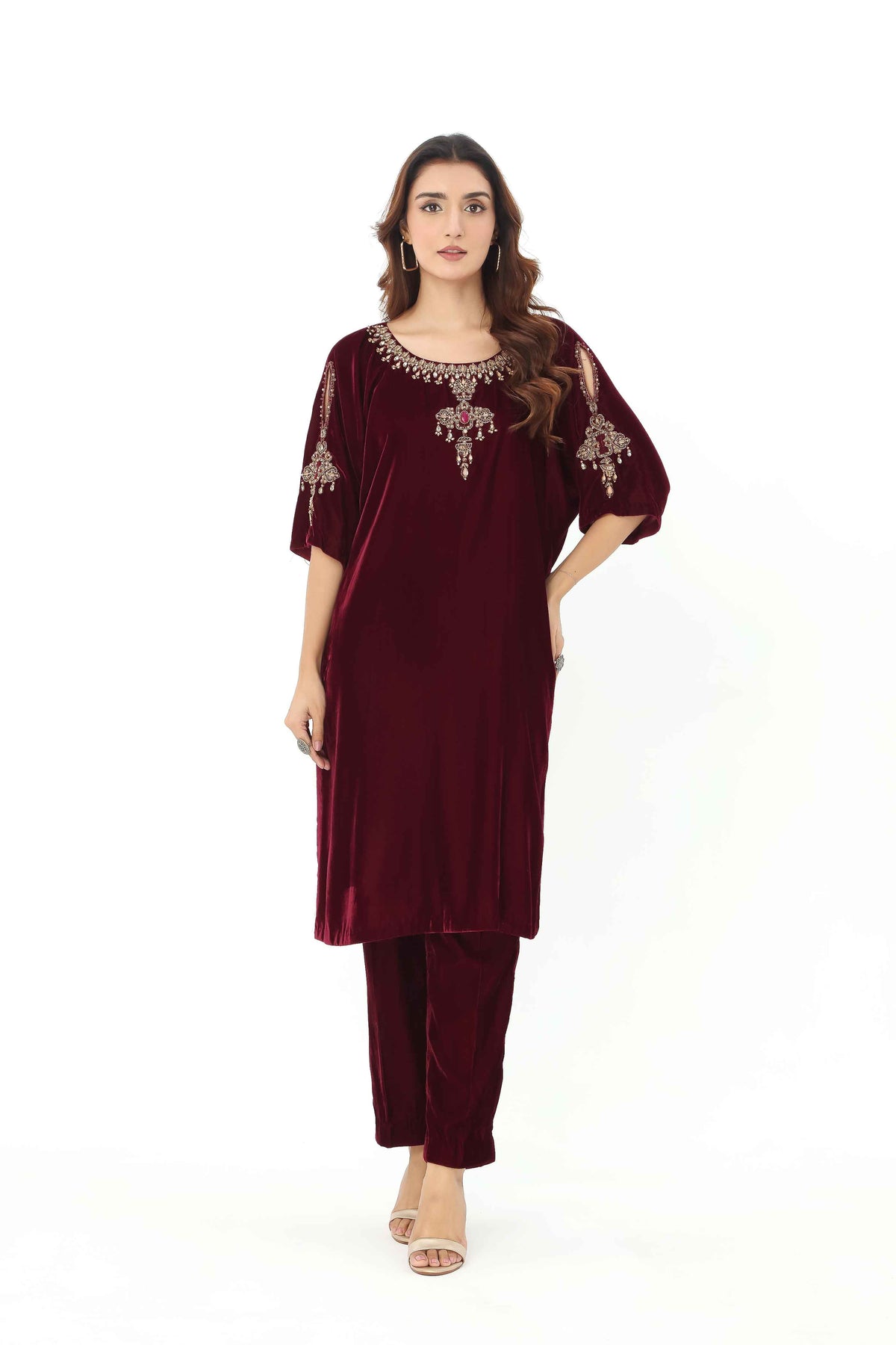 2 Piece Velvet Embroidered Suit (AV0025)