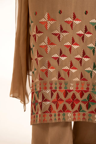 3 Piece Lawn Karandi Embroidered (CS0279)