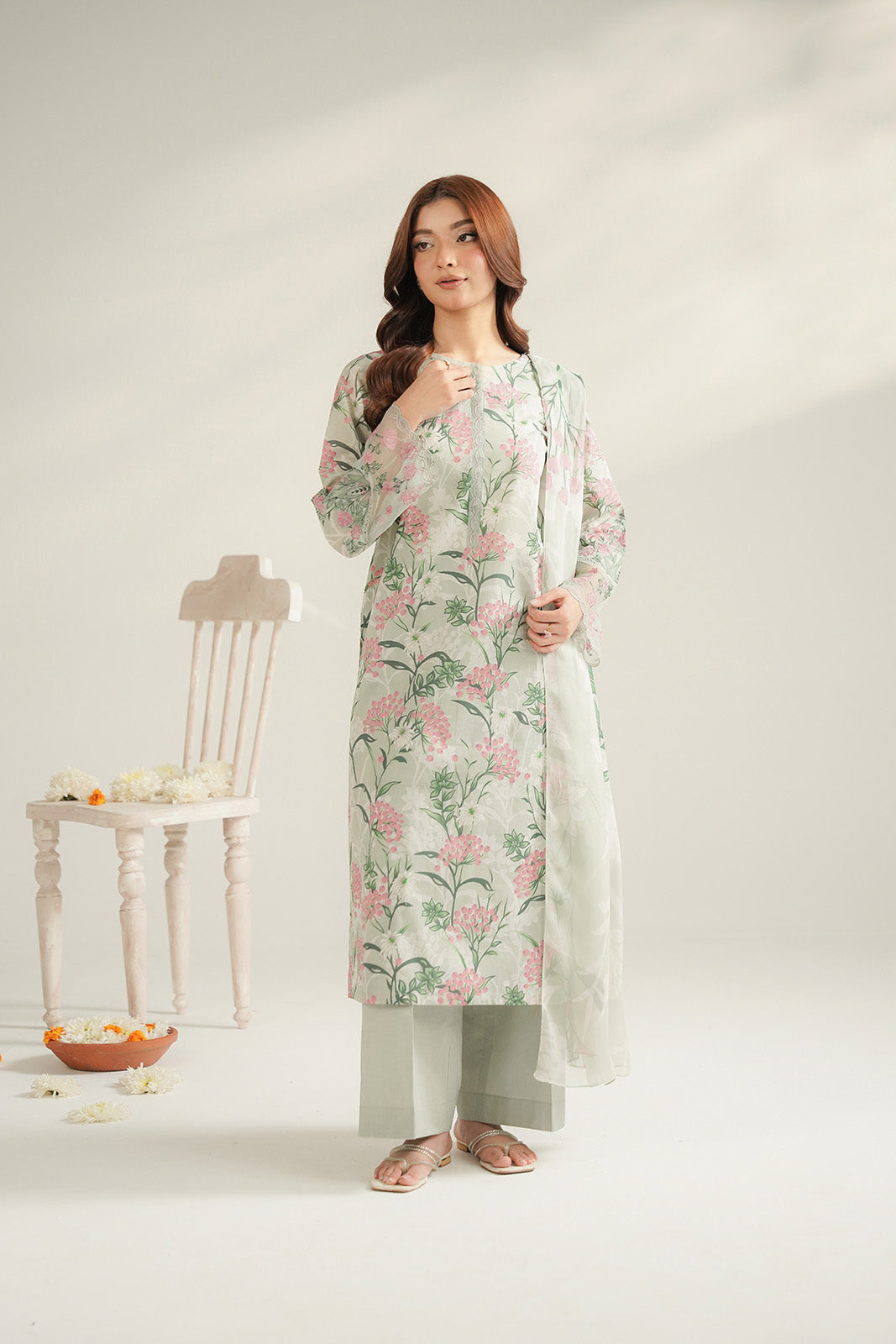 3 Piece Lawn Printed Unstitched Suit (UC0102)