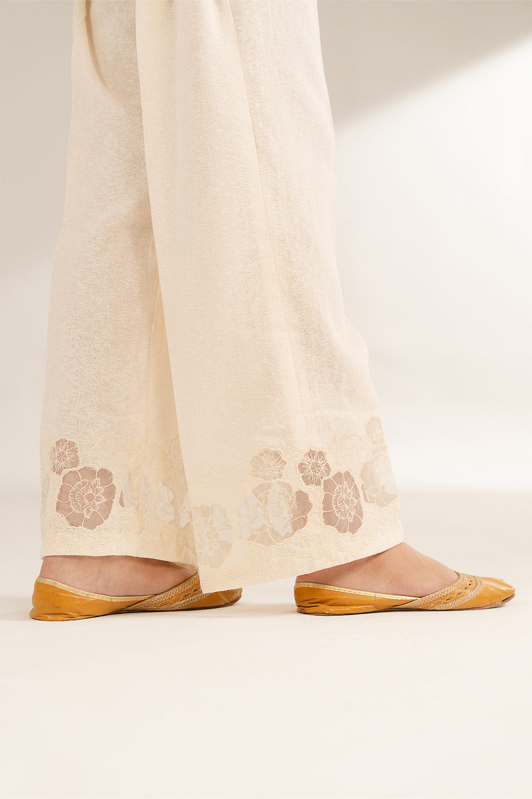 1 Piece Cotton Karandi Embroidered Bottoms (CB0015)