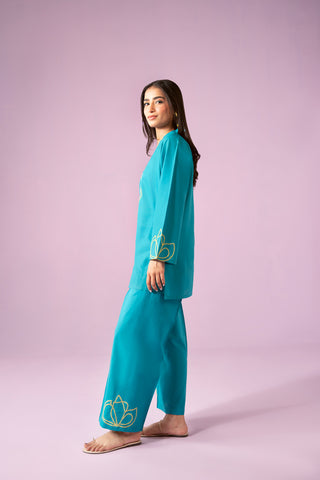2 Piece Lawn Embroidered Suit (CP0124)