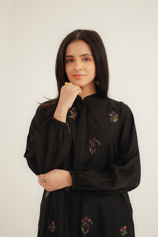 2 Piece Lawn Karandi Embroidered Suit (CF0181)