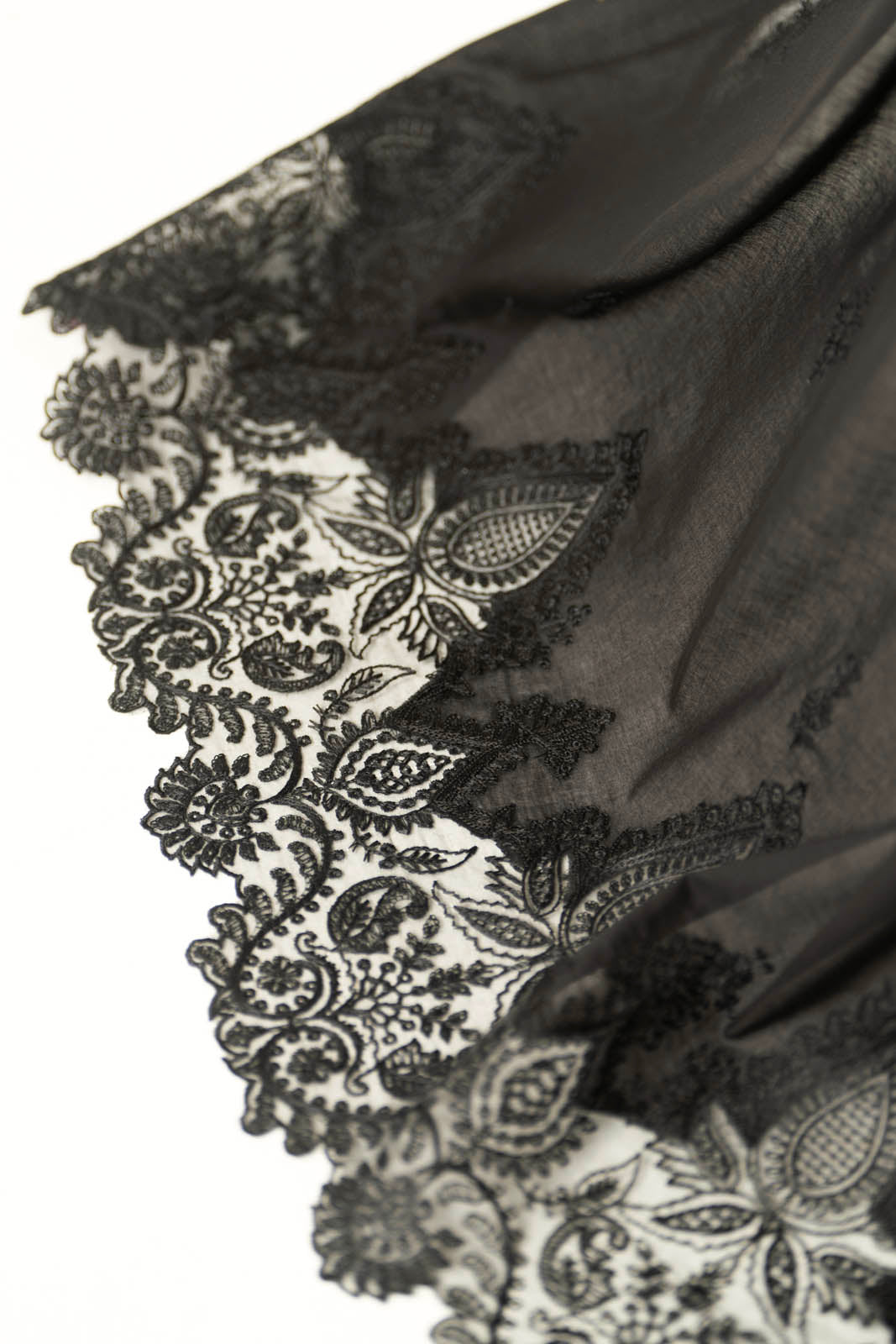 1 Piece Lawn Embroidered Shawl (CH0005)