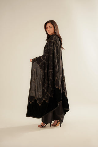 1 Piece Lawn Karandi Embroidered Shawls (CH0048)