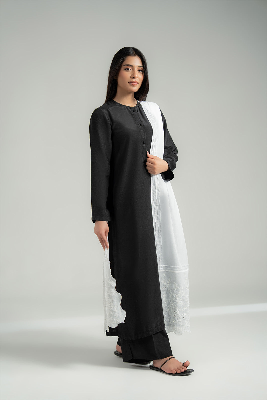 1 Piece Lawn Embroidered Shawl (CH0068)