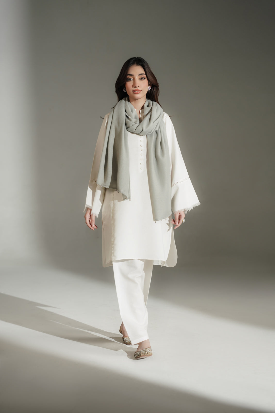 1 Piece Nepali Wool Solid Stole (CO0058)