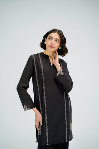2 Piece Lawn Embroidered Suit (CP0068)