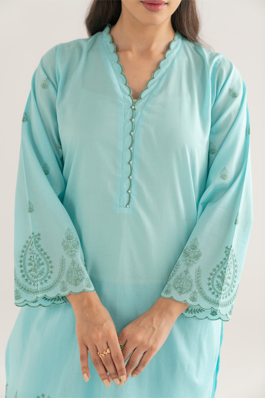 2 Piece Lawn Embroidered Suit (CP0083)