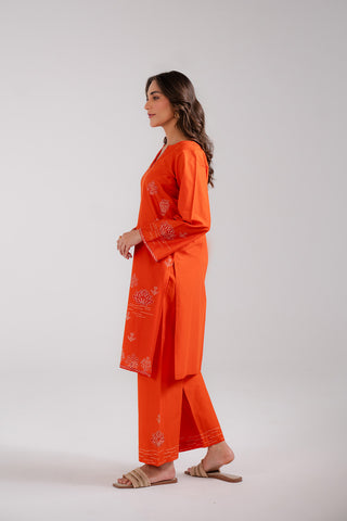 2 Piece Lawn Embroidered Suit (CP0109)