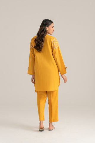 2 Piece Lawn Embroidered Suit (CP0115)