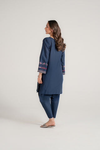 2 Piece Lawn Embroidered Suit (CP0125)