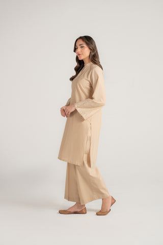 2 Piece Lawn Embroidered Suit (CP0129)