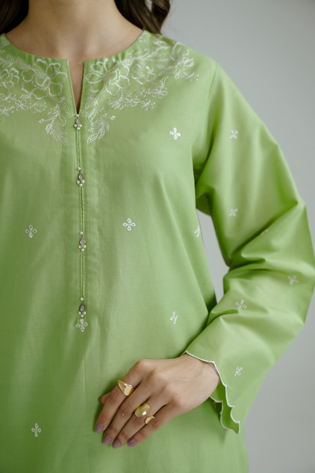 2 Piece Lawn Embroidered Suit (CP0197)