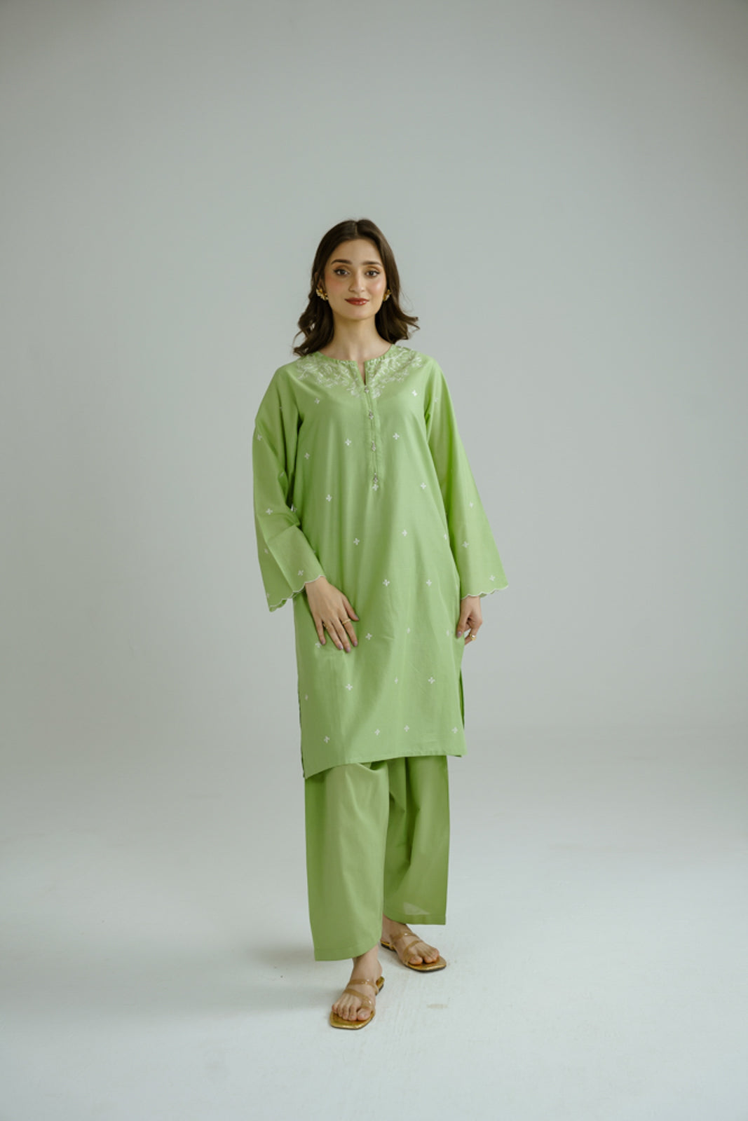 2 Piece Lawn Embroidered Suit (CP0197)