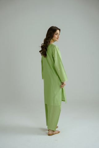 2 Piece Lawn Embroidered Suit (CP0197)