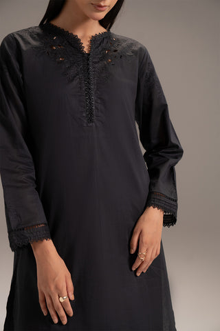 2 Piece Lawn Embroidered Suit (CP0201)