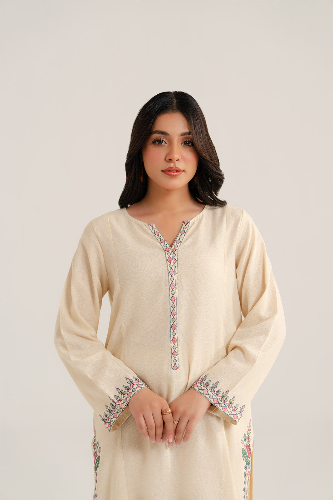 2 Piece Lawn Karandi Embroidered (CP0275)