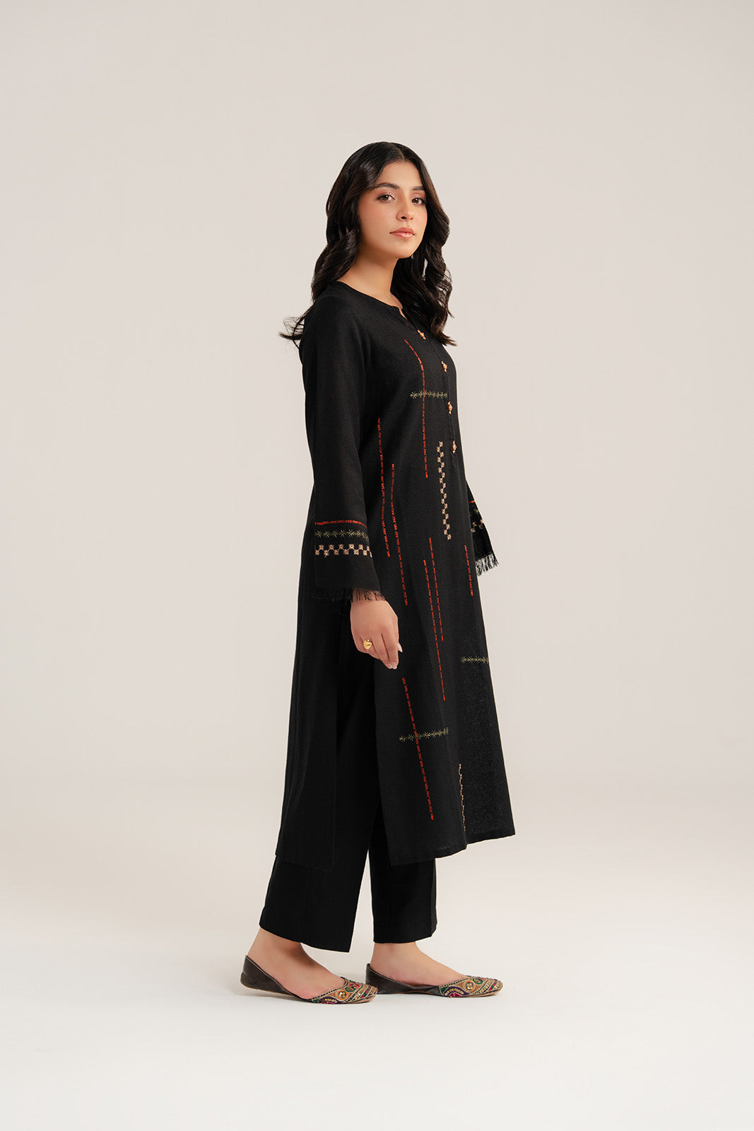2 Piece Cotton Karandi Embroidered Suit (CP0279)