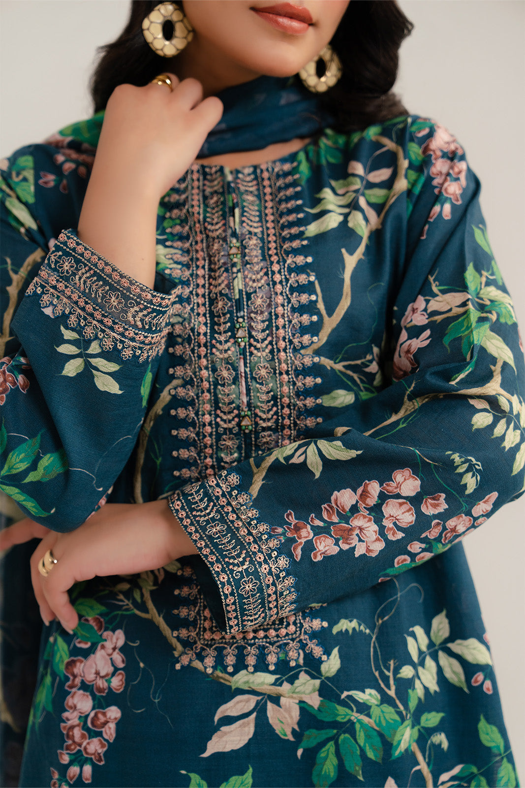 3 Piece Printed Slub Khaddar Printed Suit (CP0284)