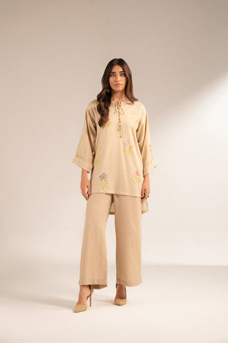 2 Piece Lawn Karandi Embroidered (CP0326)