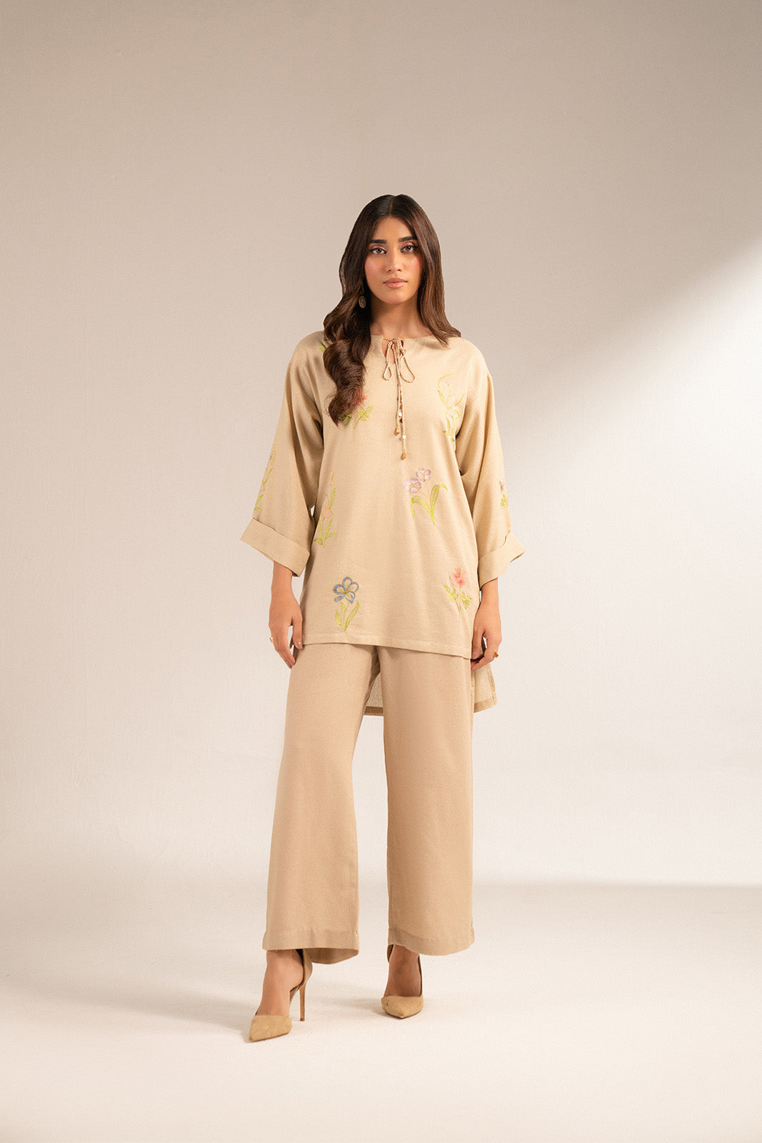 2 Piece Lawn Karandi Embroidered (CP0326)