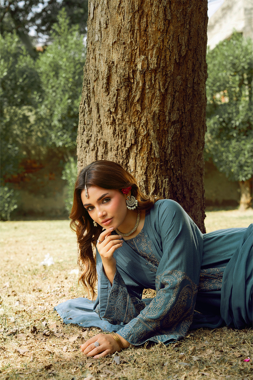 3 Piece Lawn Karandi Embroidered Suit (CS0328)