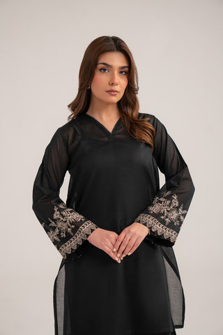 2 Piece Lawn Embroidered Suit (CP0395)