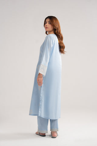 2 Piece Lawn Embroidered Suit (CP0400)