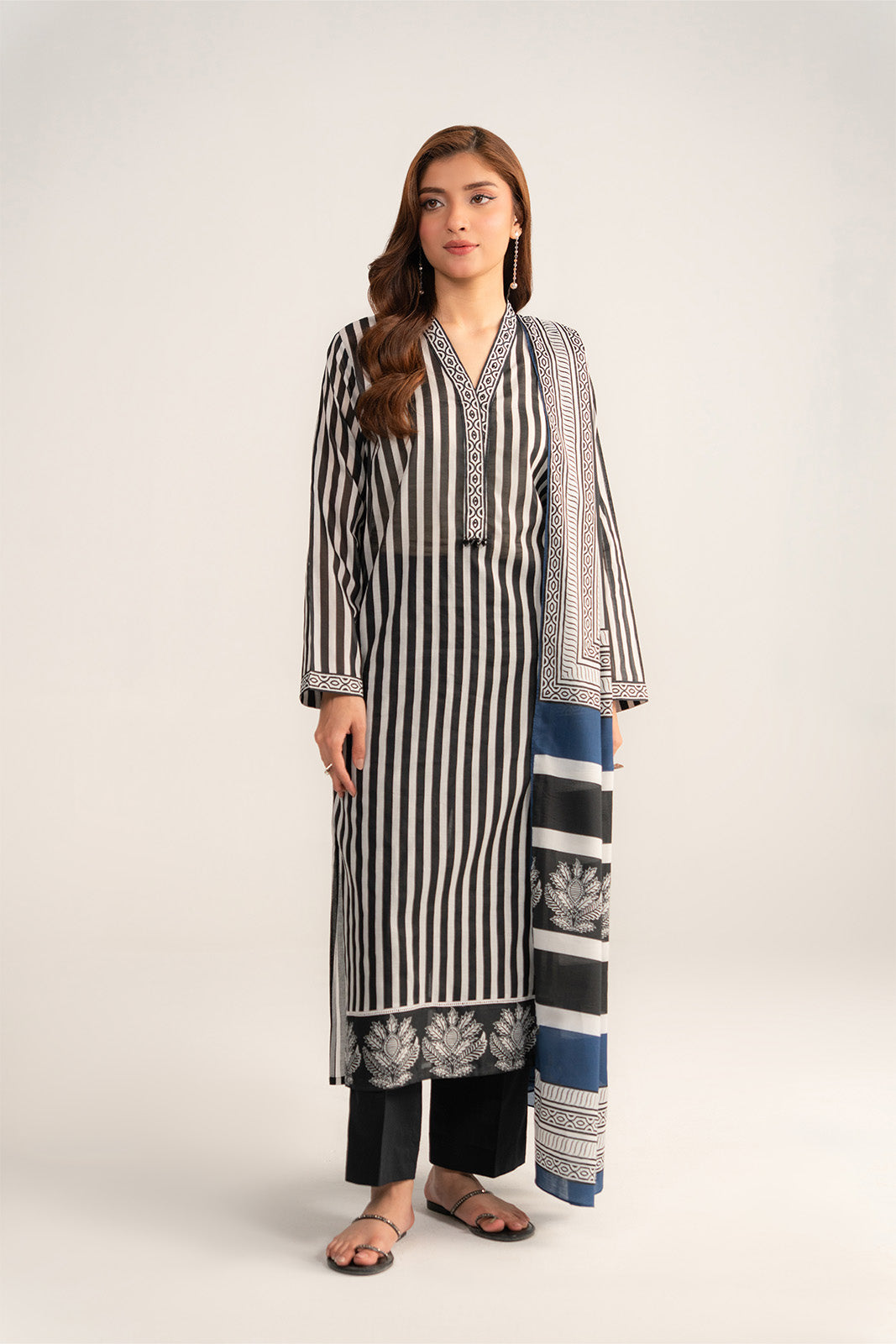 3 Piece Printed Lawn Printed Suit (CP0410)