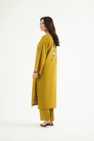 2 Piece Lawn Karandi Embroidered Suit (CP0580)