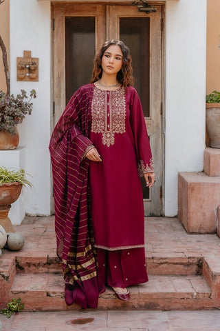 3 Piece Lawn Embroidered Suit (CS0035)