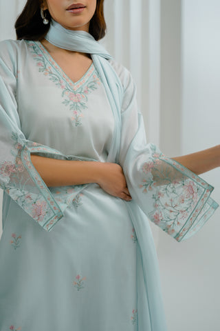 3 Piece Lawn Embroidered Suit (CS0037)