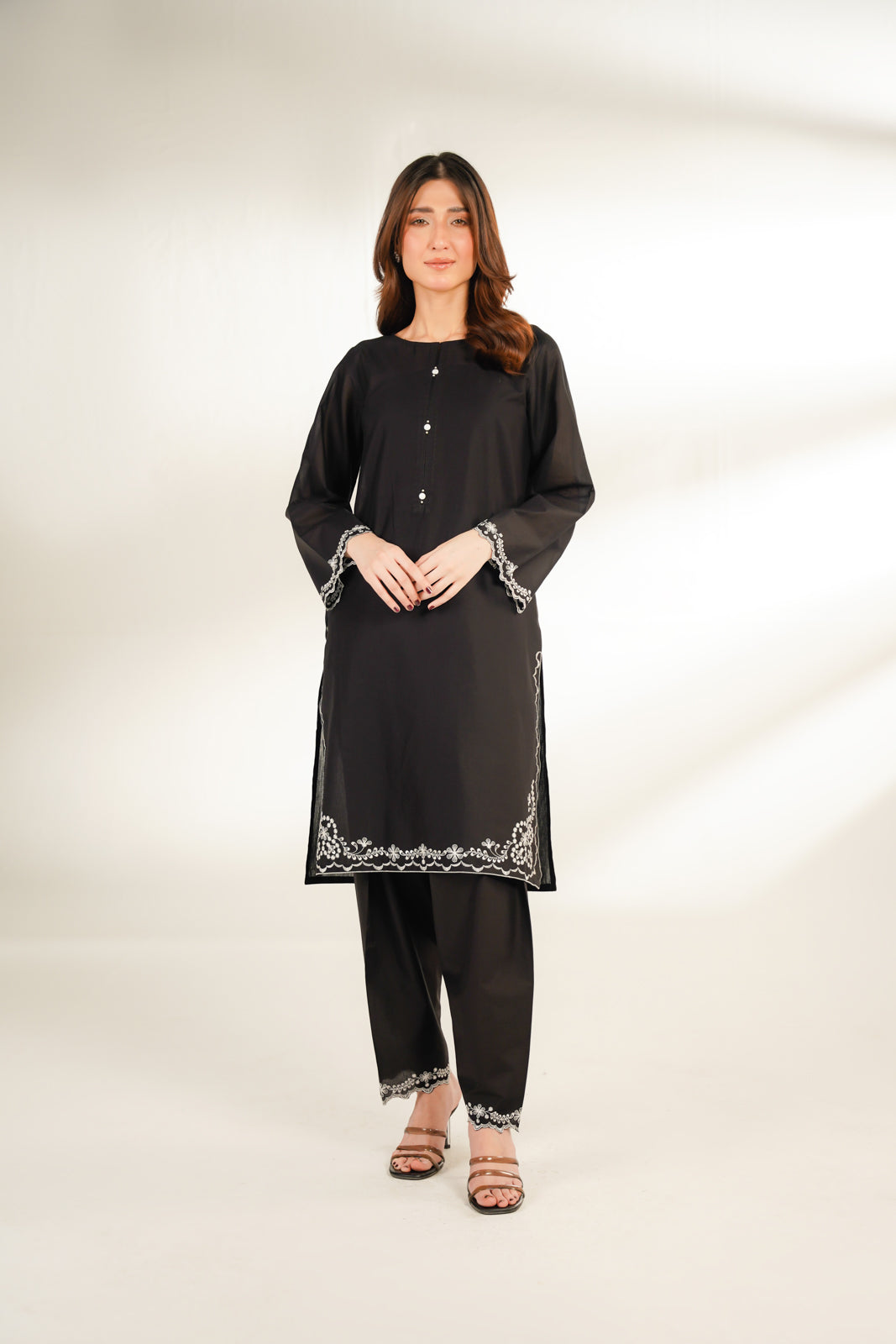 2 Piece Lawn Embroidered Suit (CS0113)