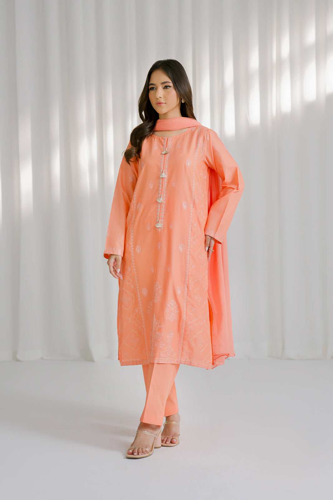 3 Piece Lawn Embroidered Suit (CS0117)