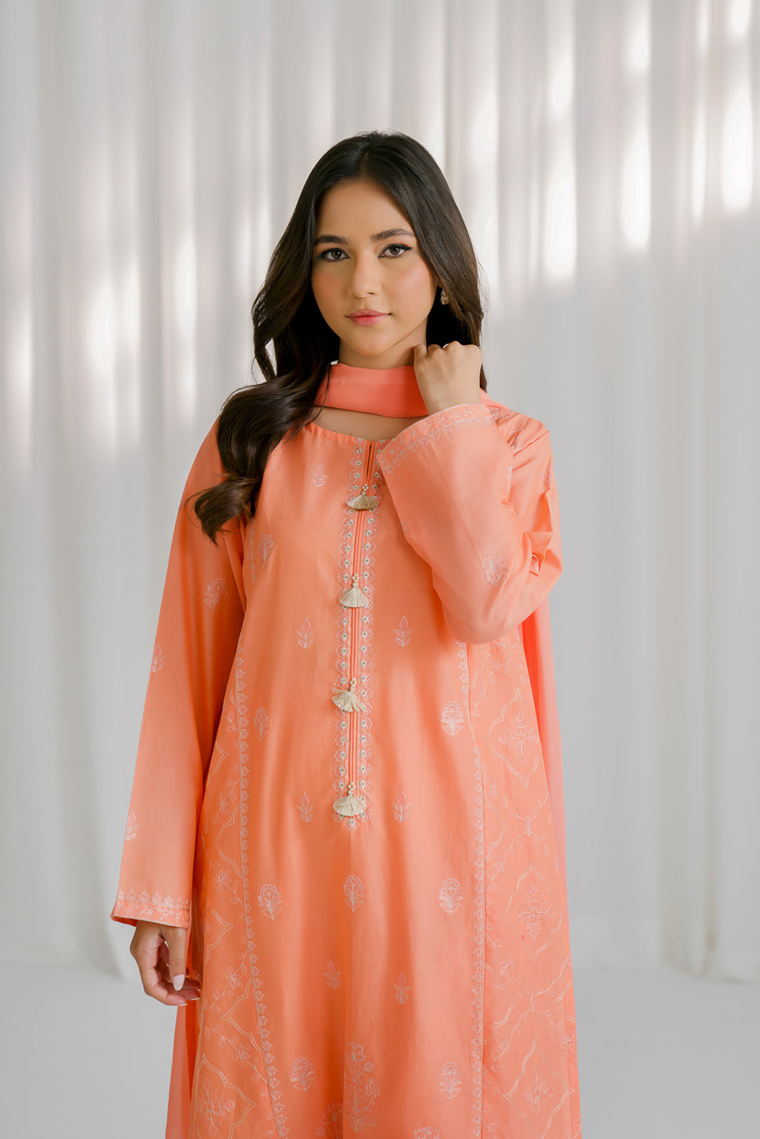 3 Piece Lawn Embroidered Suit (CS0117)