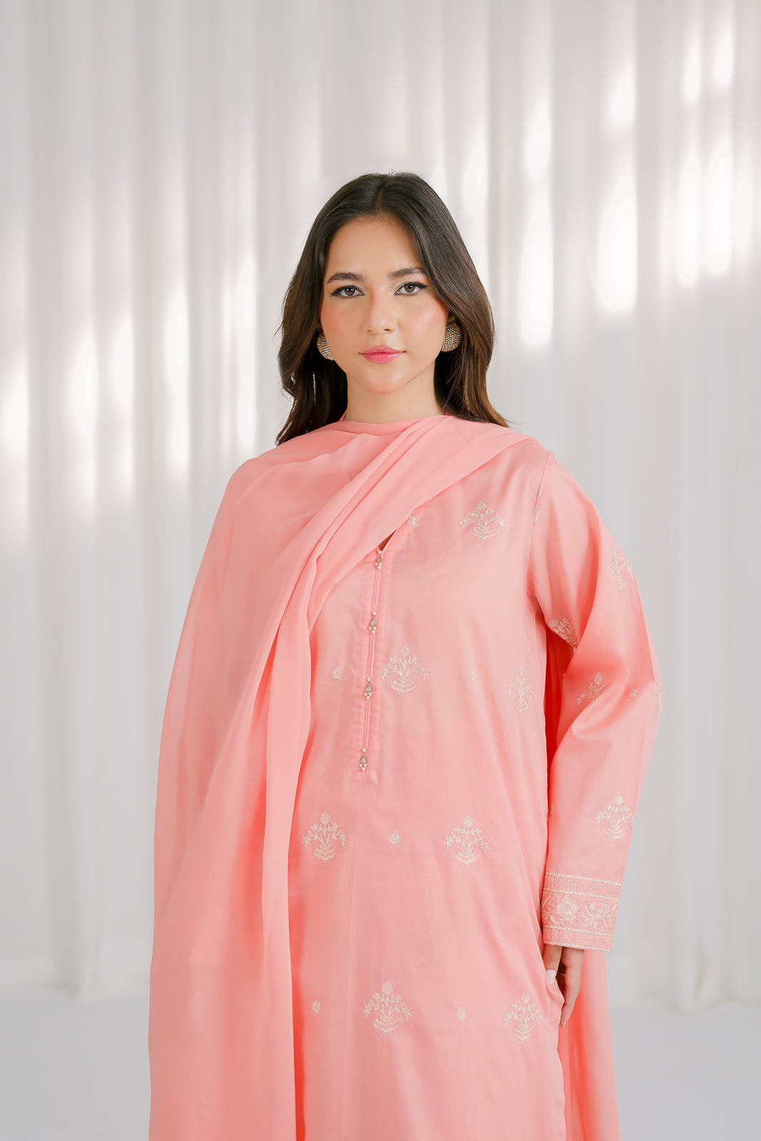 3 Piece Lawn Embroidered Suit (CS0118)