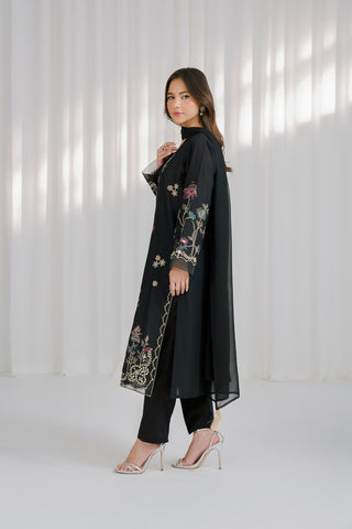 3 Piece Lawn Embroidered Suit (CS0120)